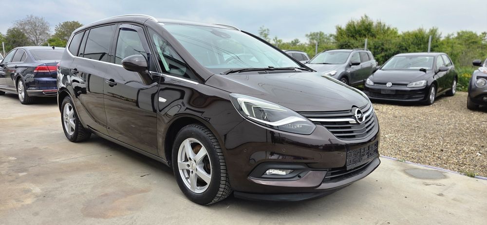 Opel      Zafira   INFINITI