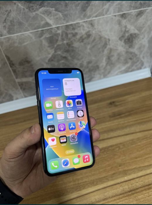 Iphone 11pro LLA 256gb yomkos 81% holati ideal feys aydi ishlamedi