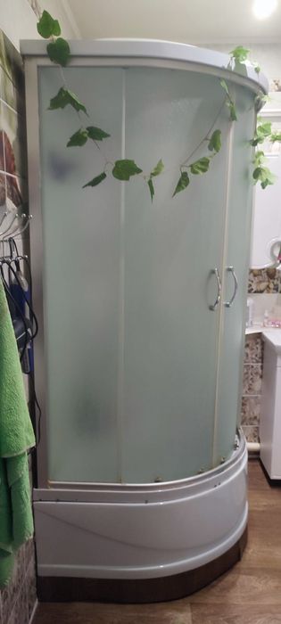 Продам душевую кабину