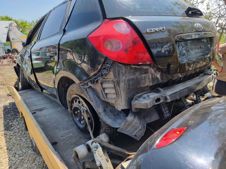 Kia Ceed 1.6 CRDI /90/115hp  На части