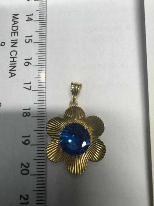 Medalion din aur 18K (68544.3/ 10 Pacurari 1) Garantie 2 ani!