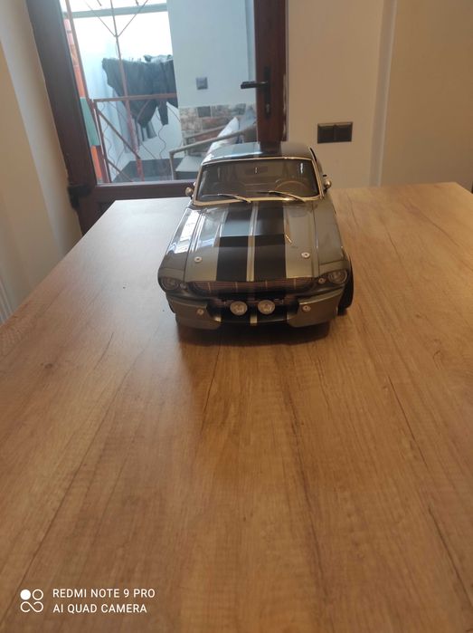 VAND macheta Ford Mustang Eleanor   pret 5000 neg.