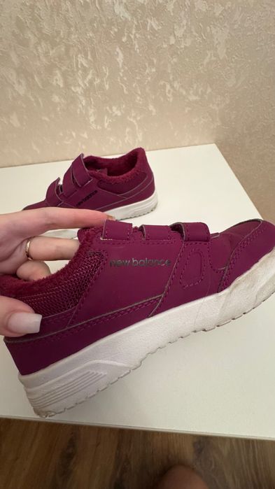 Кроссовки детские для девочки new balance на 5-6 лет
