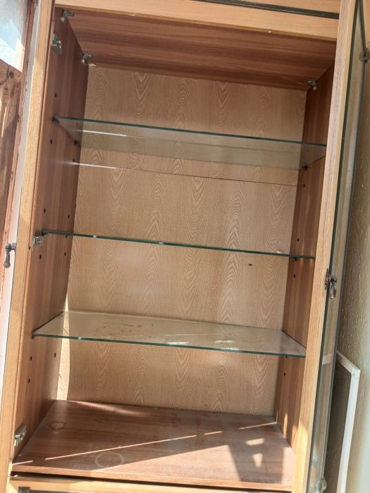 Продам шкафы недорого.  Самовызов.  Забирайте..