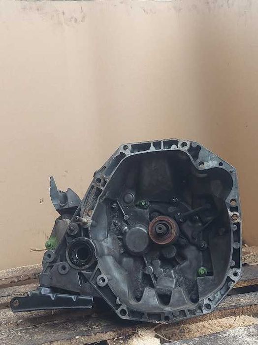 Cutie viteze manuala 5+1 Dacia Lodgy 1.5 Dci cod JR5340 320101823R