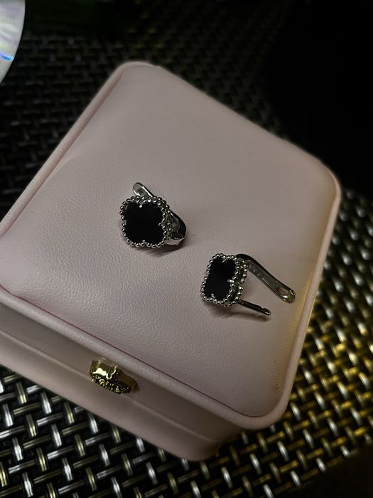 Обици серебро 925 и оникс детелини