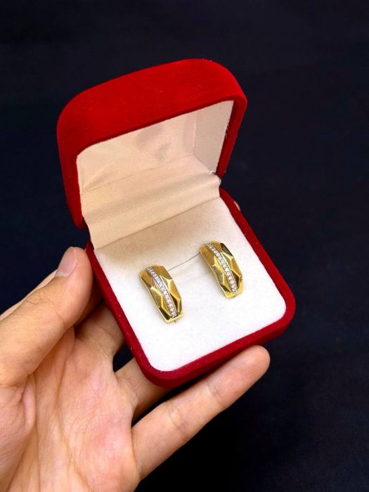 серьги золотыее
