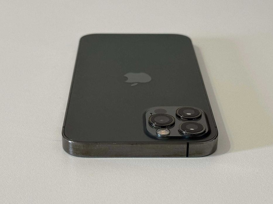 Бартер! iPhone 12 Pro Graphite (Черен)