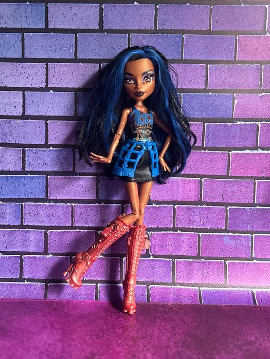 Monster High Robecca 1 Wave Basic Doll