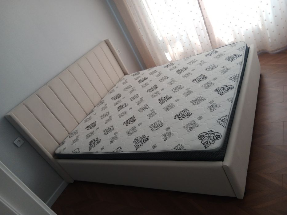 Продам кровать размер 1.80#2.00
