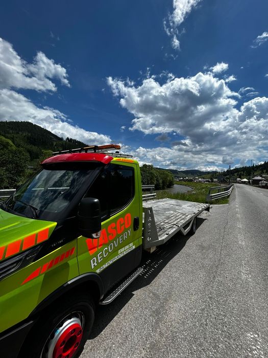 Servicii macara tractări auto utilaje