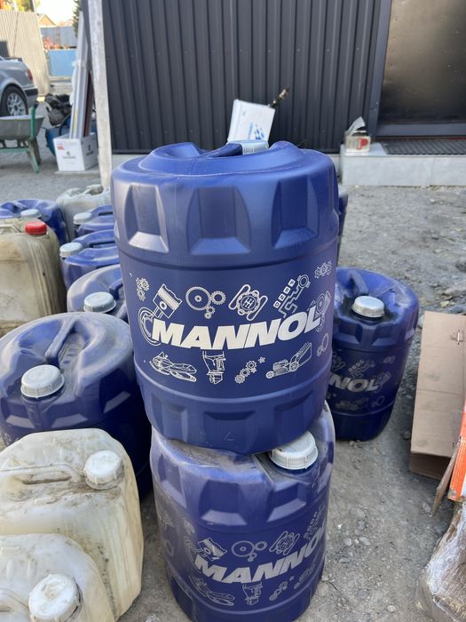 20 литровые канистры плотные под солярку