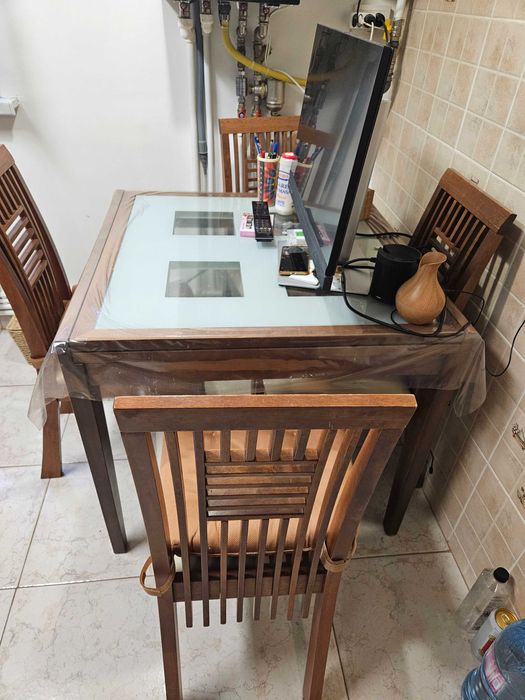 Set masa extensibila si 4 scaune Mobexpert