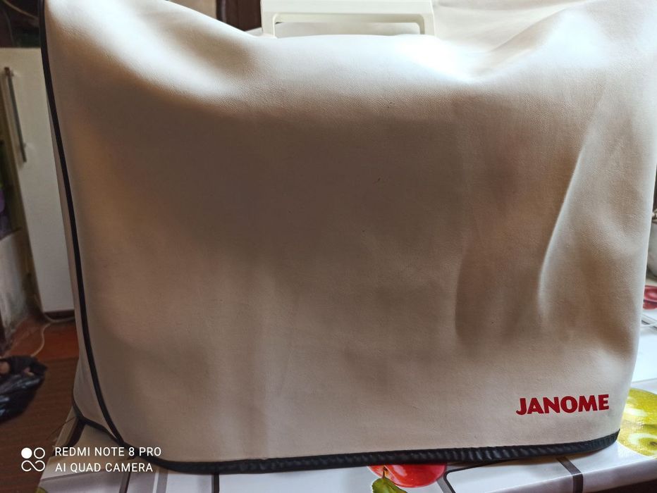 Швейная машинка,Распошивальная машинка