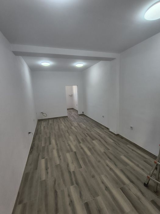 Spațiu comercial de închiriat