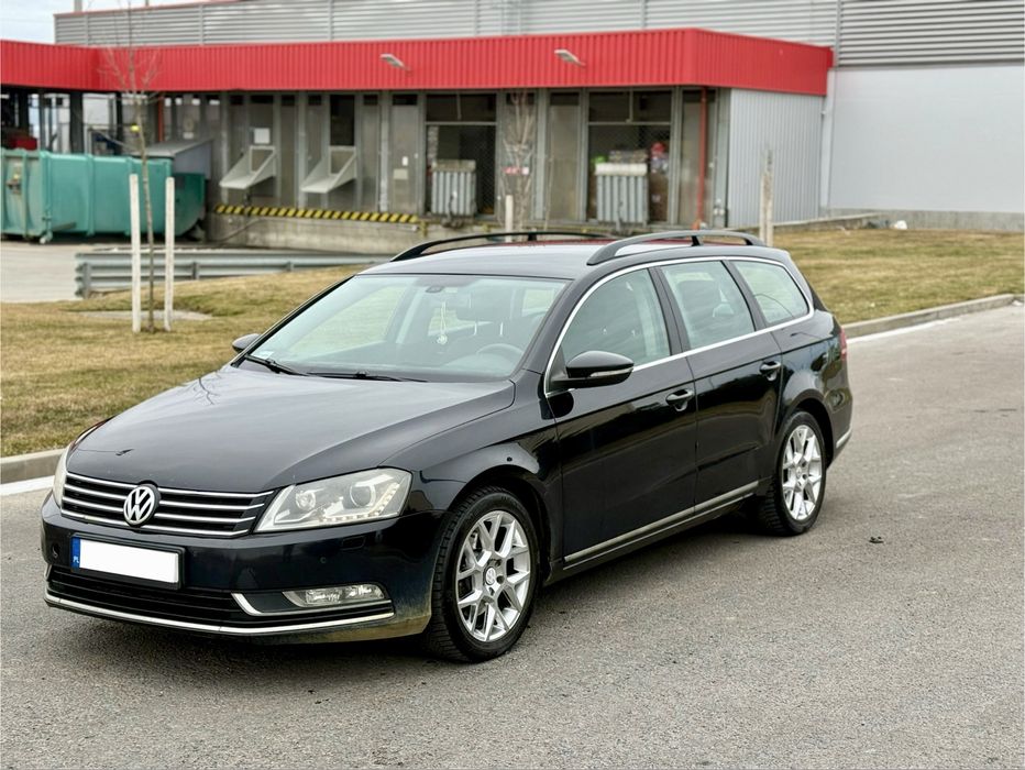 Passat B7.