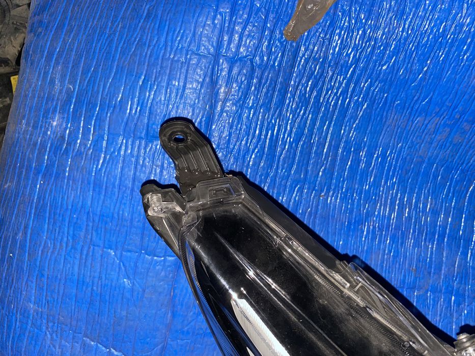 Far Toyota Corolla E210 facelift 2023 - 2025 Far dreapta led