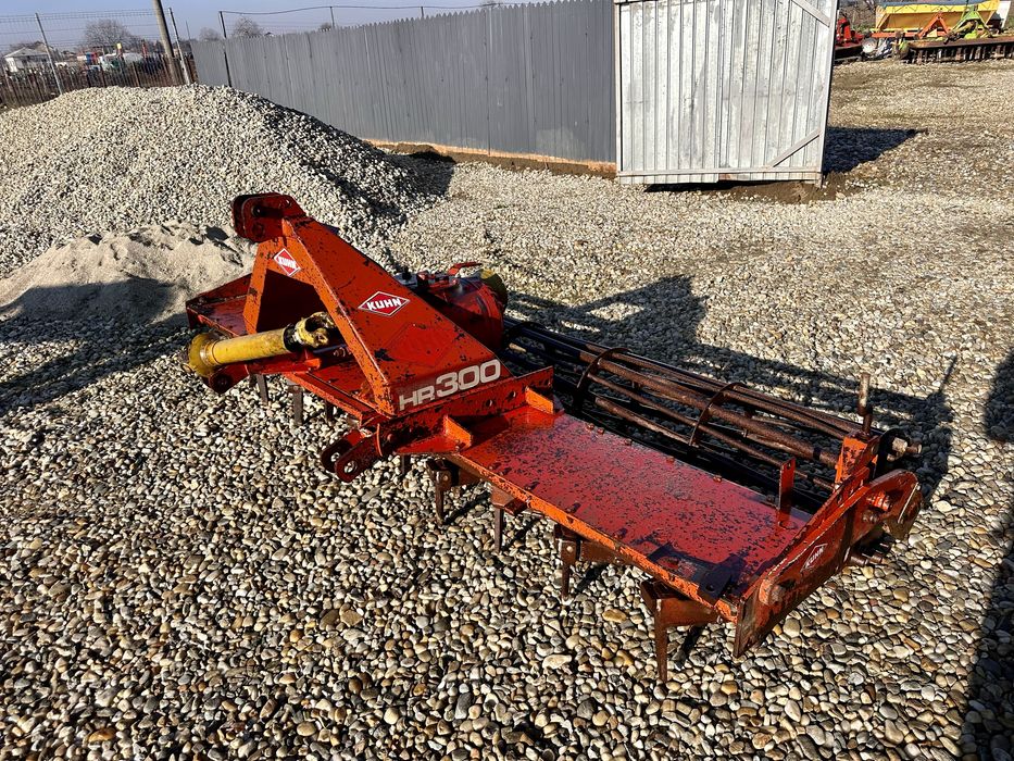 Freza Kuhn 3m grapa rotativa pe cutite     Piese utilaje