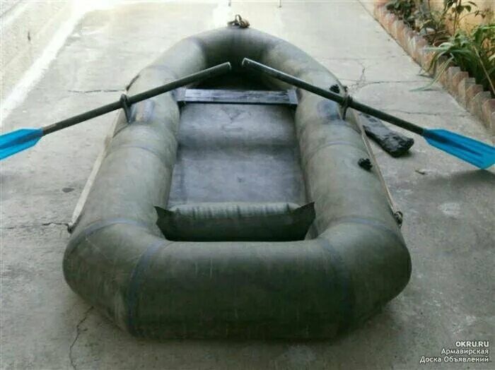 Продаётся резиновая лодка