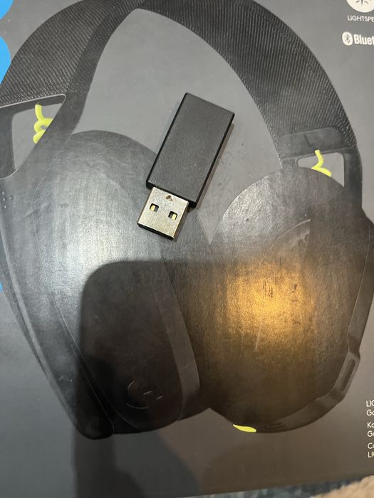 слушалки logitech g435
