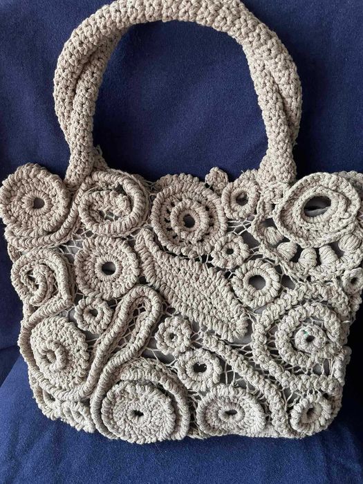 Ръчно плетена дамска чанта