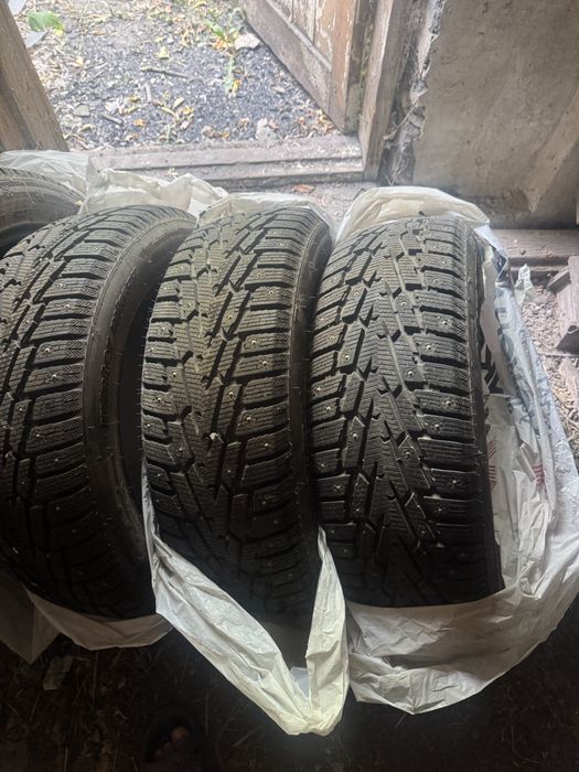 Продам зимние шины