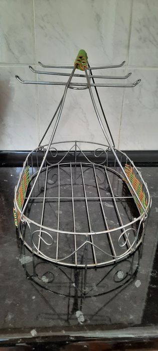 Корзина для чашек и блюдца