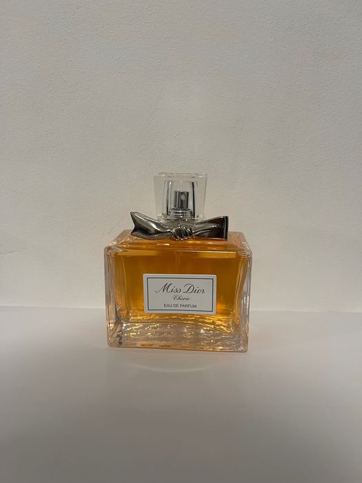 Парфюм Miss Dior