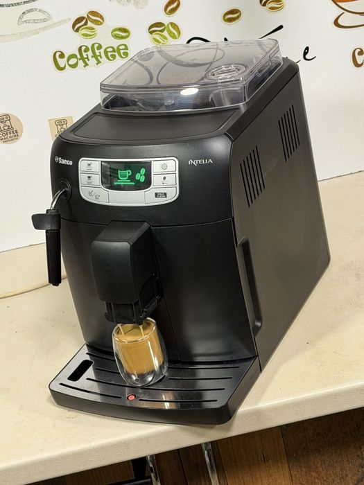 Кафемашина кафе автомат Saeco INTELİA с гаранция