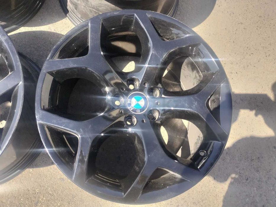 Bmw x5. x6 их Японии