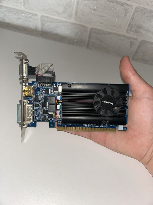 Продаю видеокарту