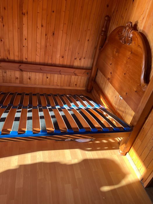 Легло от естествено дърво + подматрачна рамка