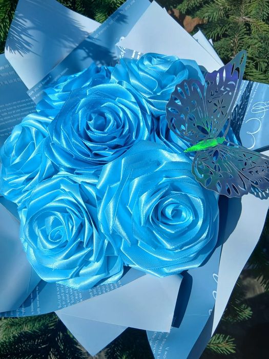 De vânzare flori din satin