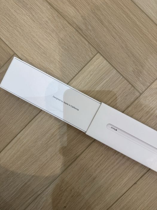 Apple pencil новый