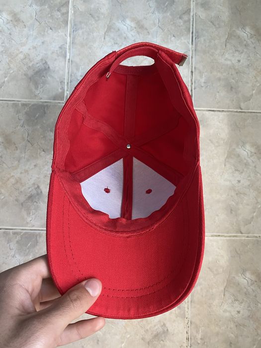 Șapcă Nike Roșie
