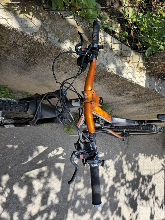 Rose 29 цола L размер Rockshox Revelation,  2x10 XT , Formula спирачки,  Rockshox Monarch Shock