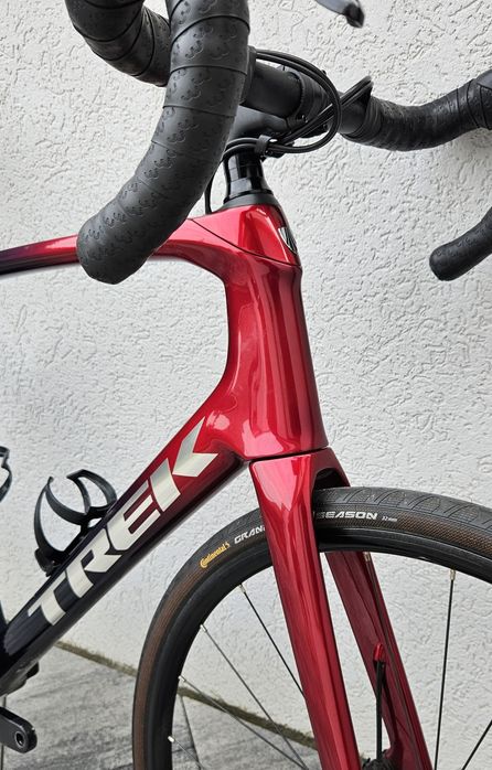 Trek Domane Gen 3 cursiera road bike carbon Shimano 105