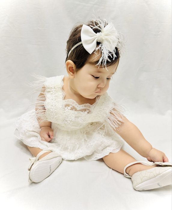 Продам очень нежное платье для девочки 1 год