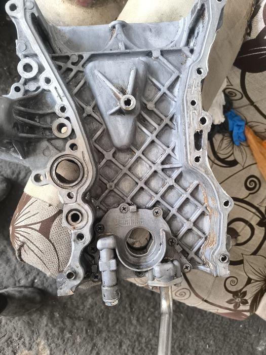 Крышка масленны насос