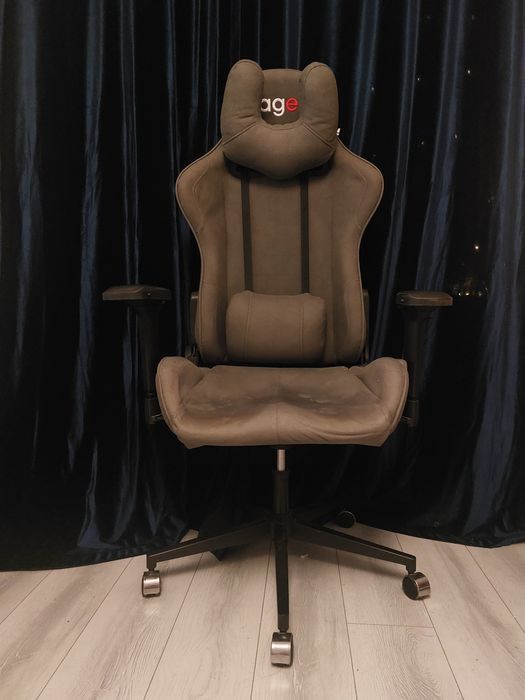 Компьютерное игровое кресло age