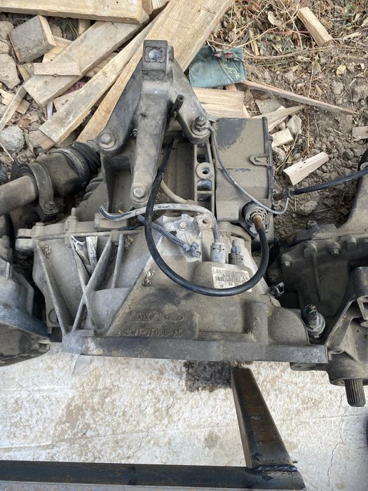 3M5R7002ND КПП механическая  Ford Focus