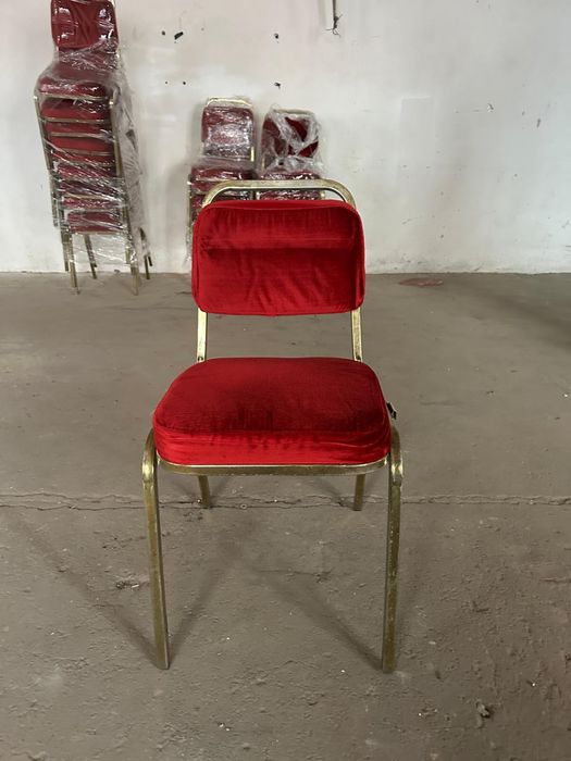 Vand scaune diverse modele