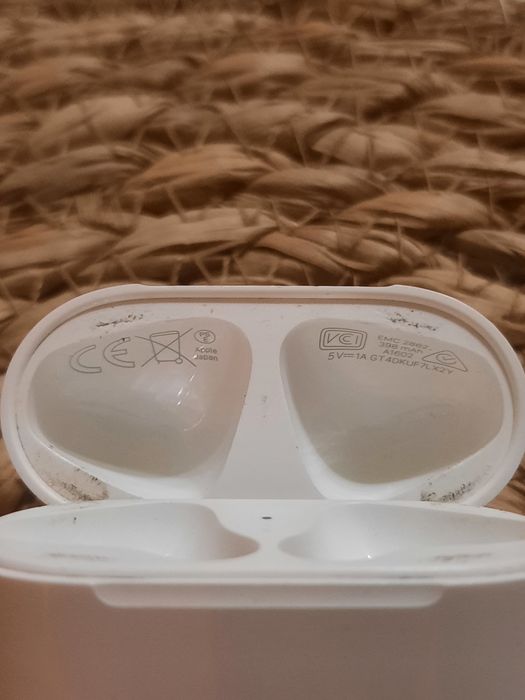 Продажа Кейса Airpods 1  Generation