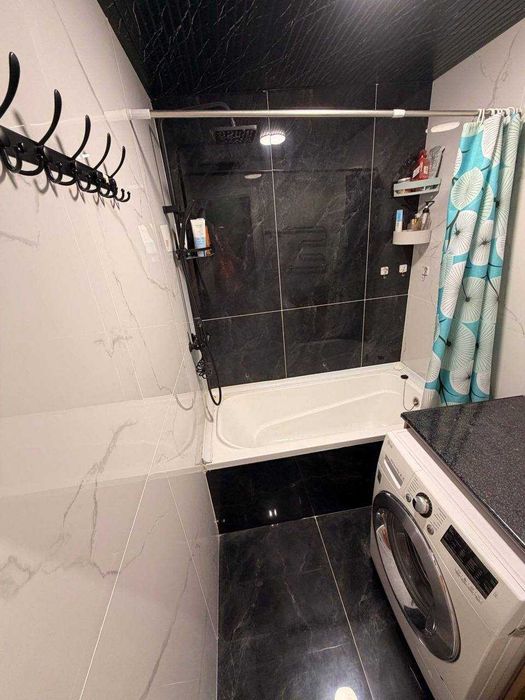Продается квартира. Юнусабад 12 2в3\4\4 метро Туркистон