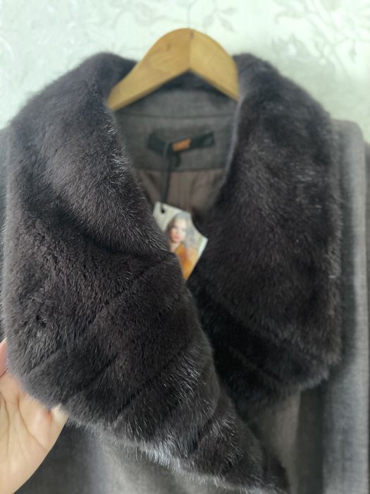 Пальто с норковым воротом