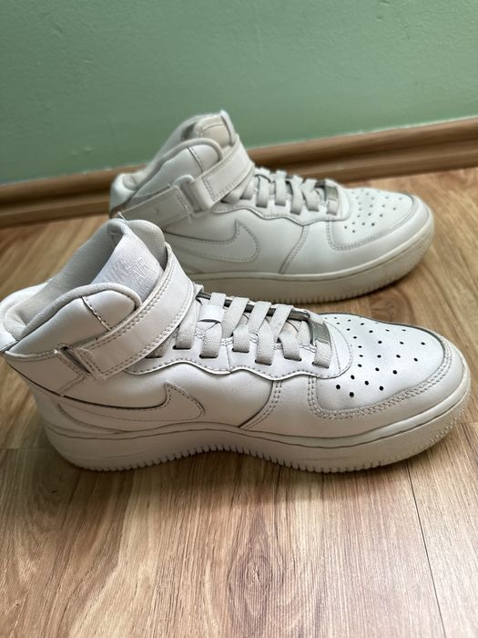 Air force 1 mid albi marimea 37.5