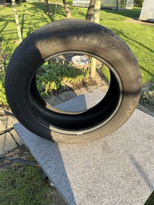 Goodyear 235 55 18 4 летни гуми