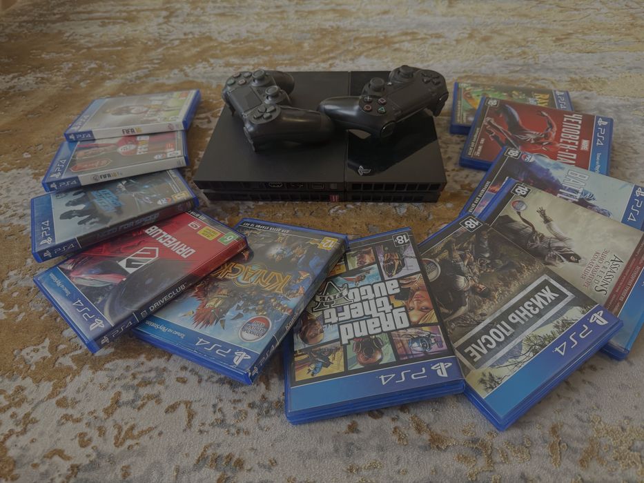 ps4,11 игр,2 геймпада