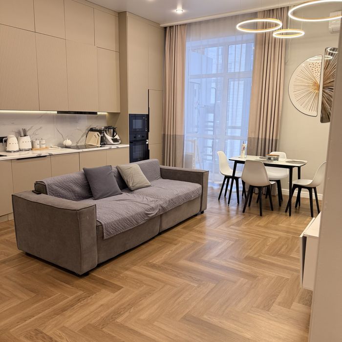 Продам квартиру евротрешка в ЖК Stocholm