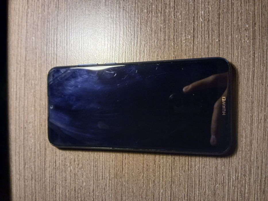 Продаю телефоны Huawei и Vivo